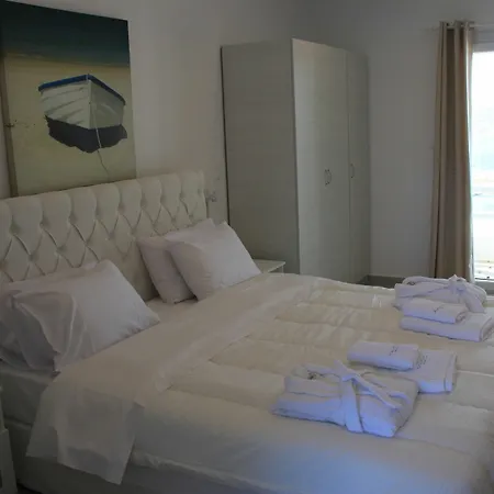Apartment Maroulinas Boutique & *