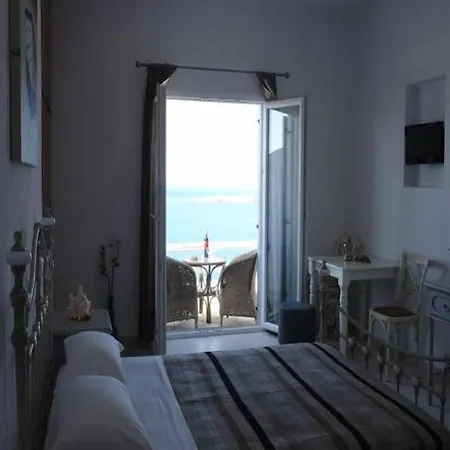 Maroulinas Boutique & Apartment